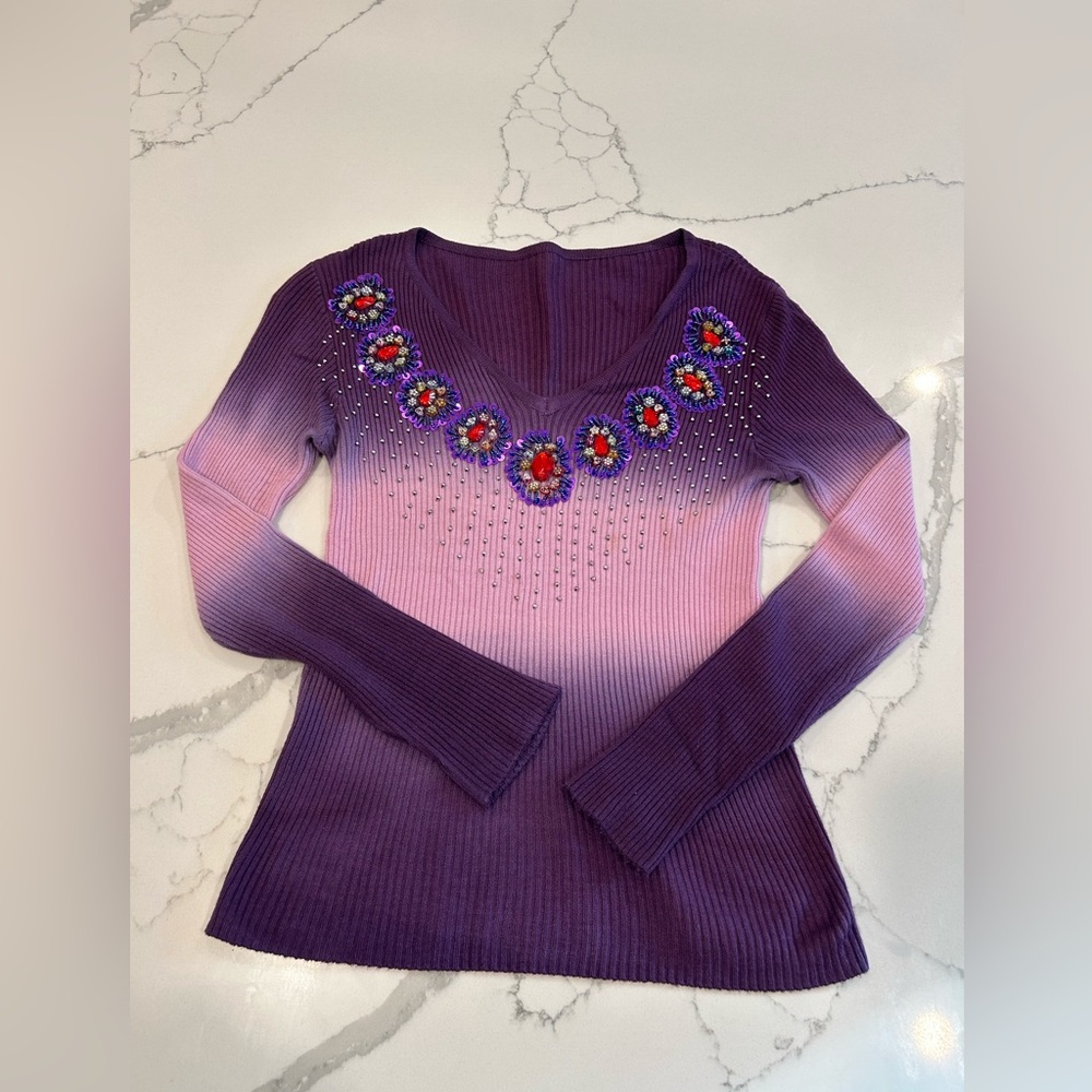 BEAUTIFUL VINTAGE EMBROIDERED SHIRT